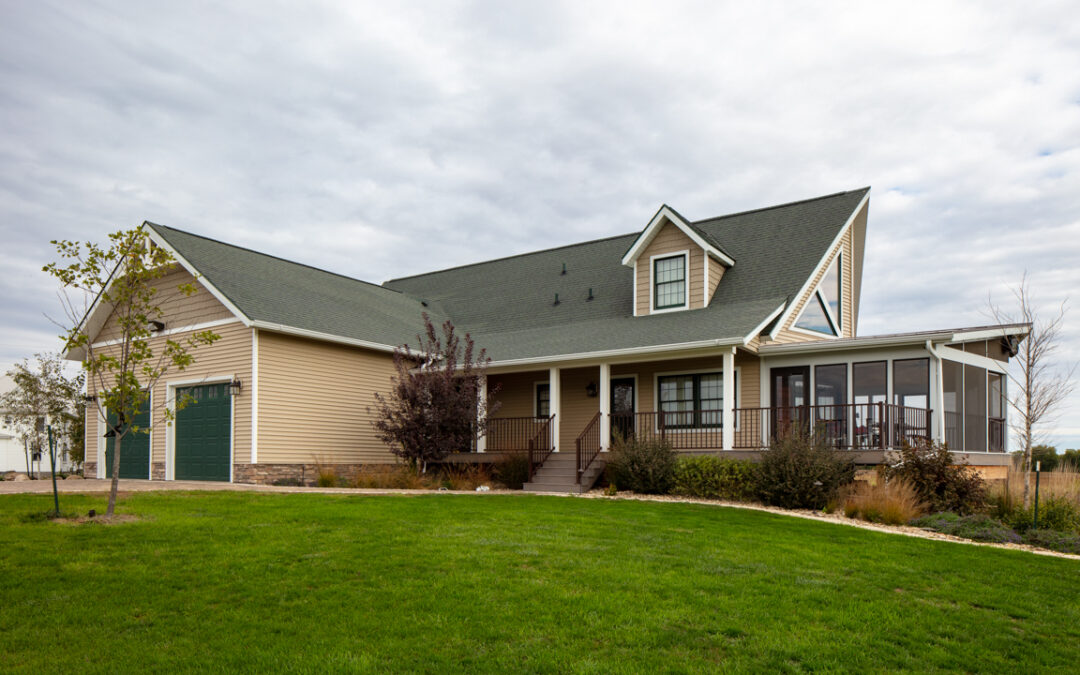 Enclosed Decks with Windows: A Perfect Fit for Cedar Valley Homes